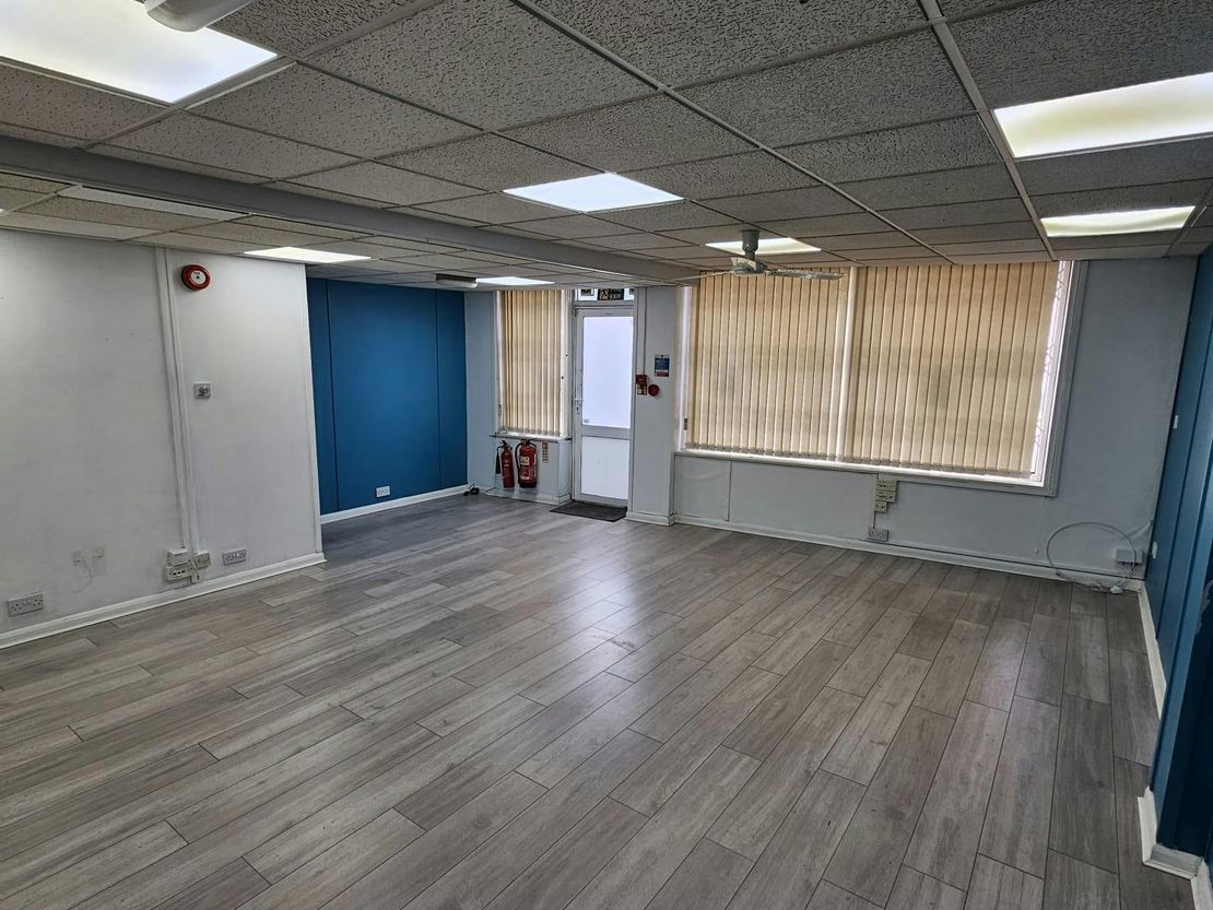 207 Lower Church Road, Burgess Hill, RH15 9AA