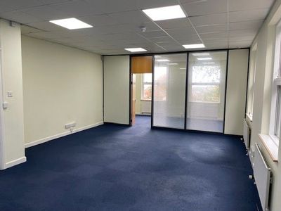 Property Image for 6 Warren Court, Park Road, Crowborough, TN6 2QX
