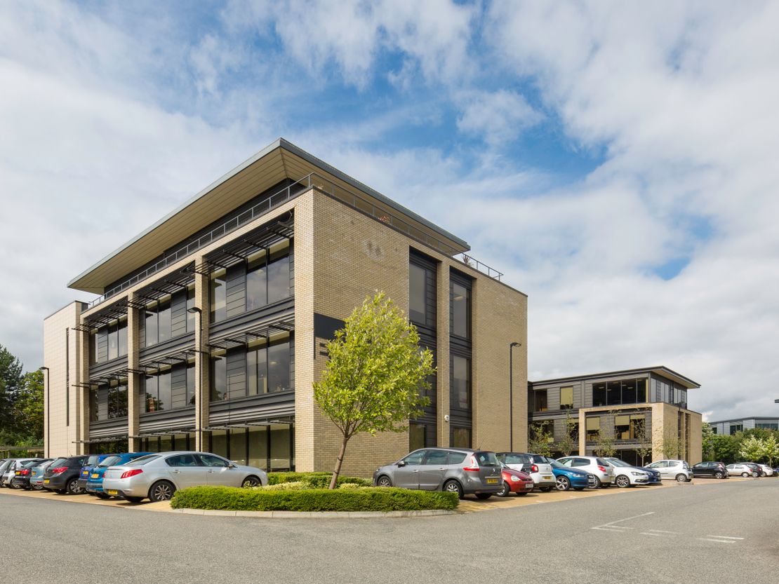 1 Seebeck House, Seebeck Place, Knowlhill, Milton Keynes, MK5 8FR
