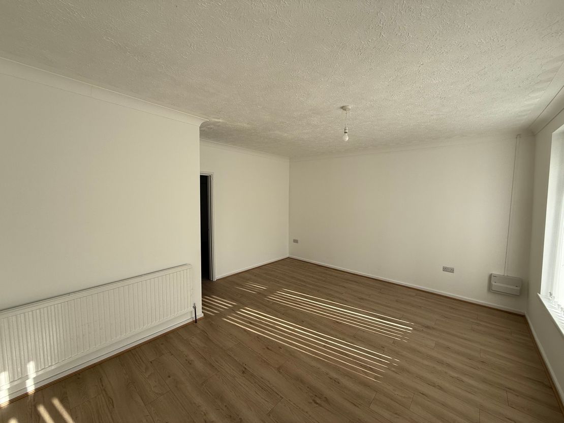 23 Station Rd, Llanelli SA15 1AW
