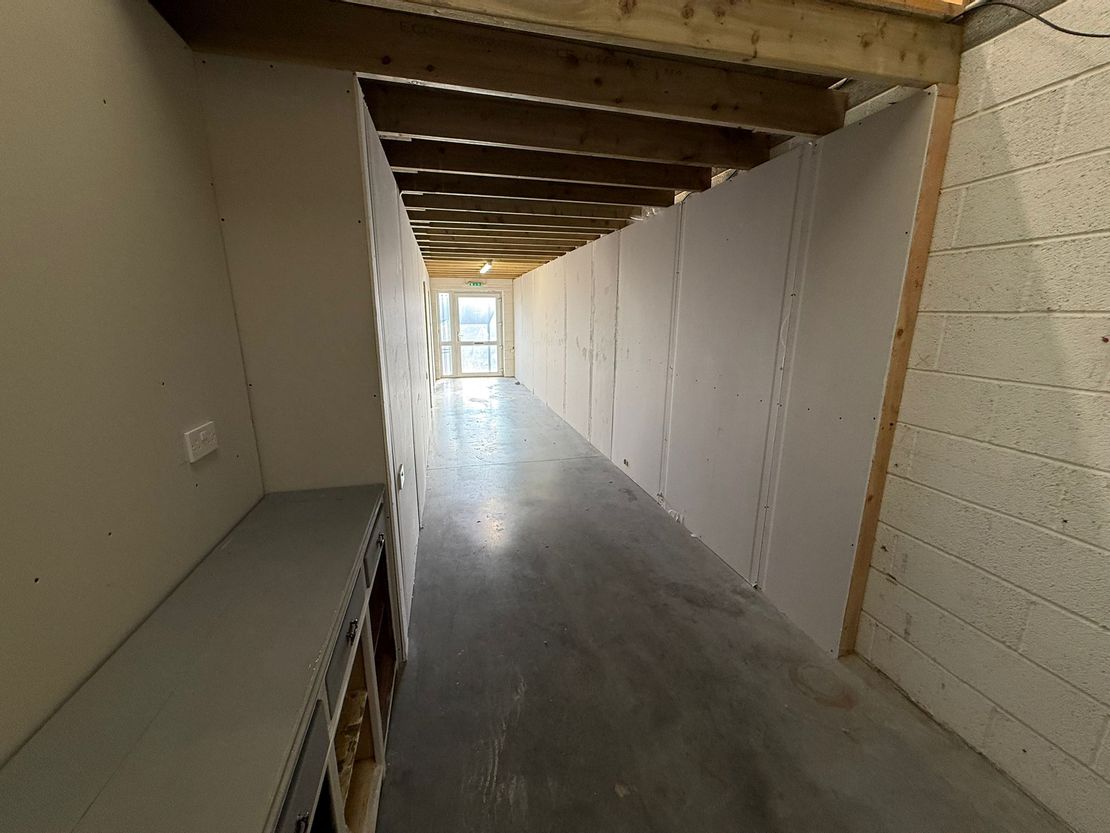 Unit 3 Llys Glas, Parc Amanwy, Ammanford SA18 3EZ