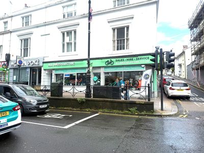 Property Image for 30-31 Queens Road, Brighton, BN1 3XA