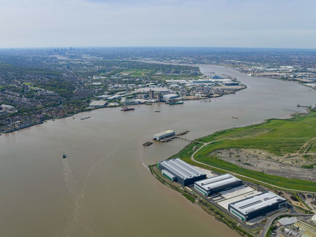 Unit 1, Momentum Logistics Park, Coldhabour Lane, Rainham, London, RM13 9BJ
