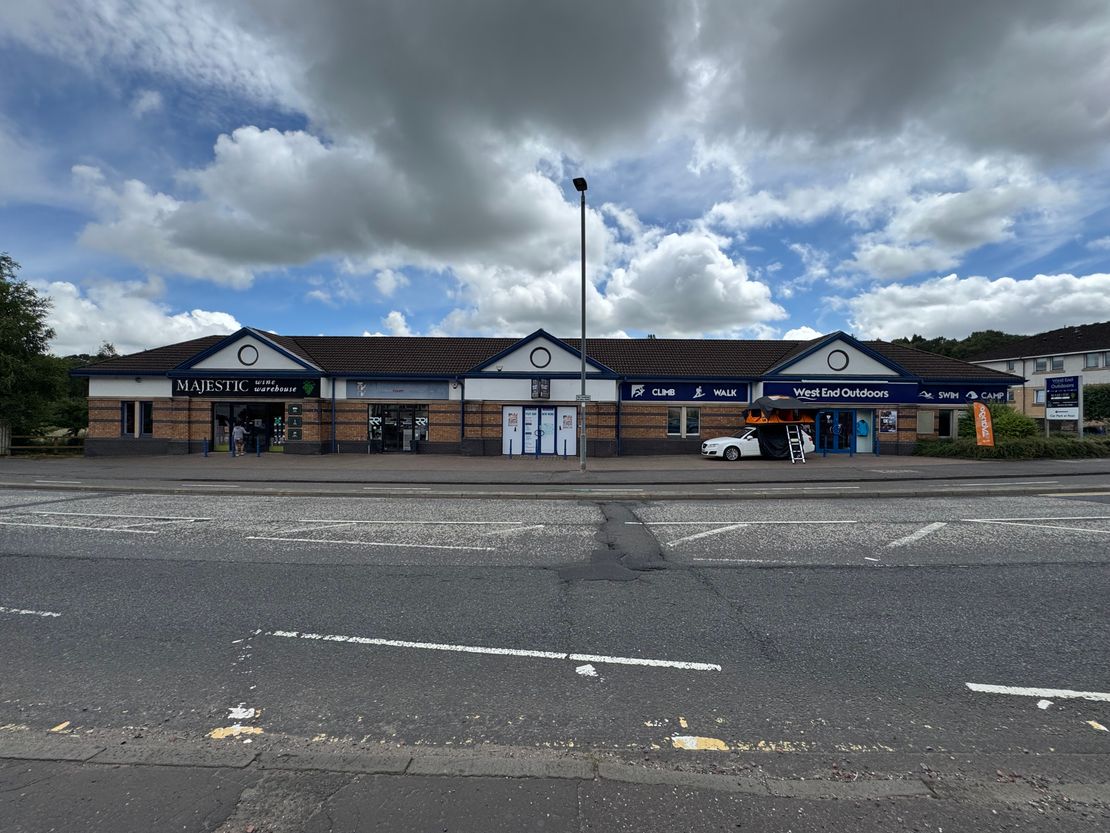 109 Milngavie Rd, Bearsden, Glasgow G61 2EL