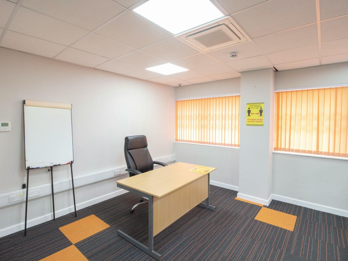 Unit 8 Maple Grove Business Centre, Lawrence Road, Hounslow, TW4 6DR