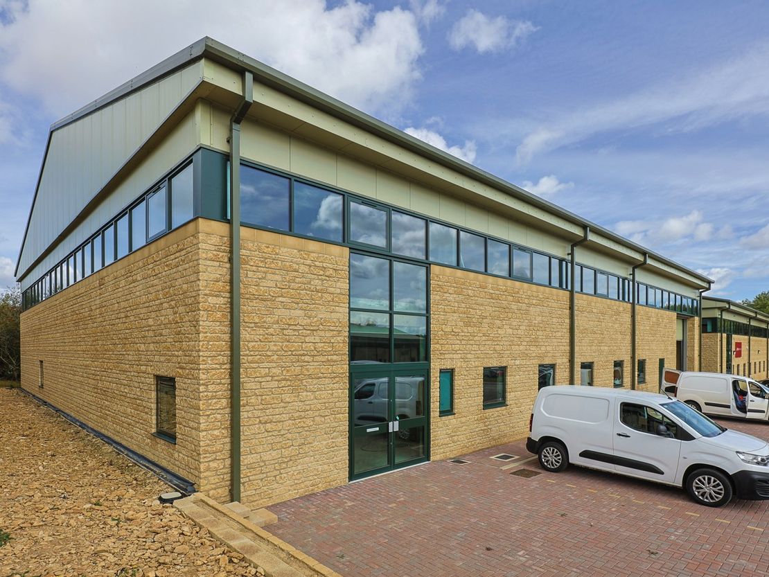 West Oxfordshire Business Park, Carterton, Oxfordshire, OX18 3FX