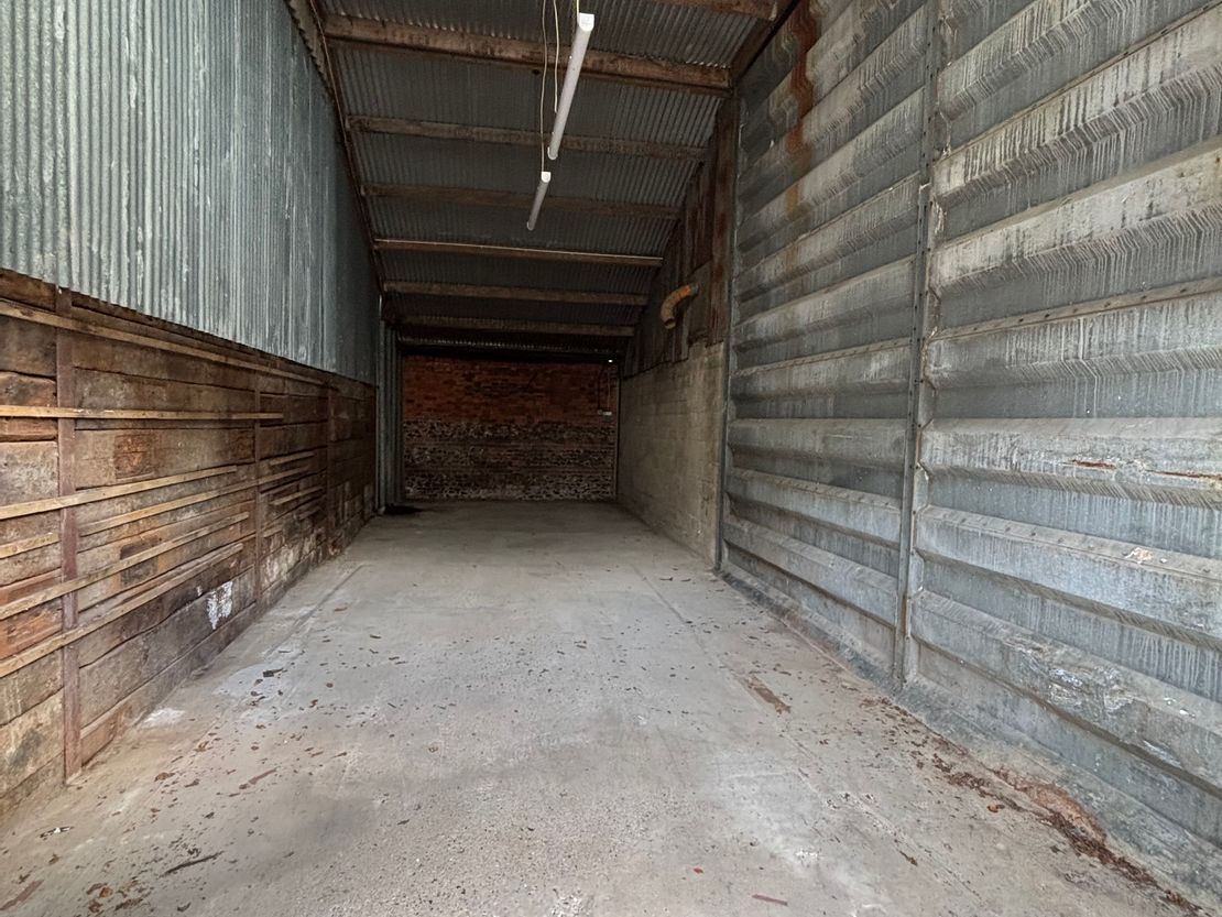 Unit 17, Greys Green Farm, Greys Green, Rotherfield Greys, Henley-On-Thames, Oxfordshire, RG9 4QG