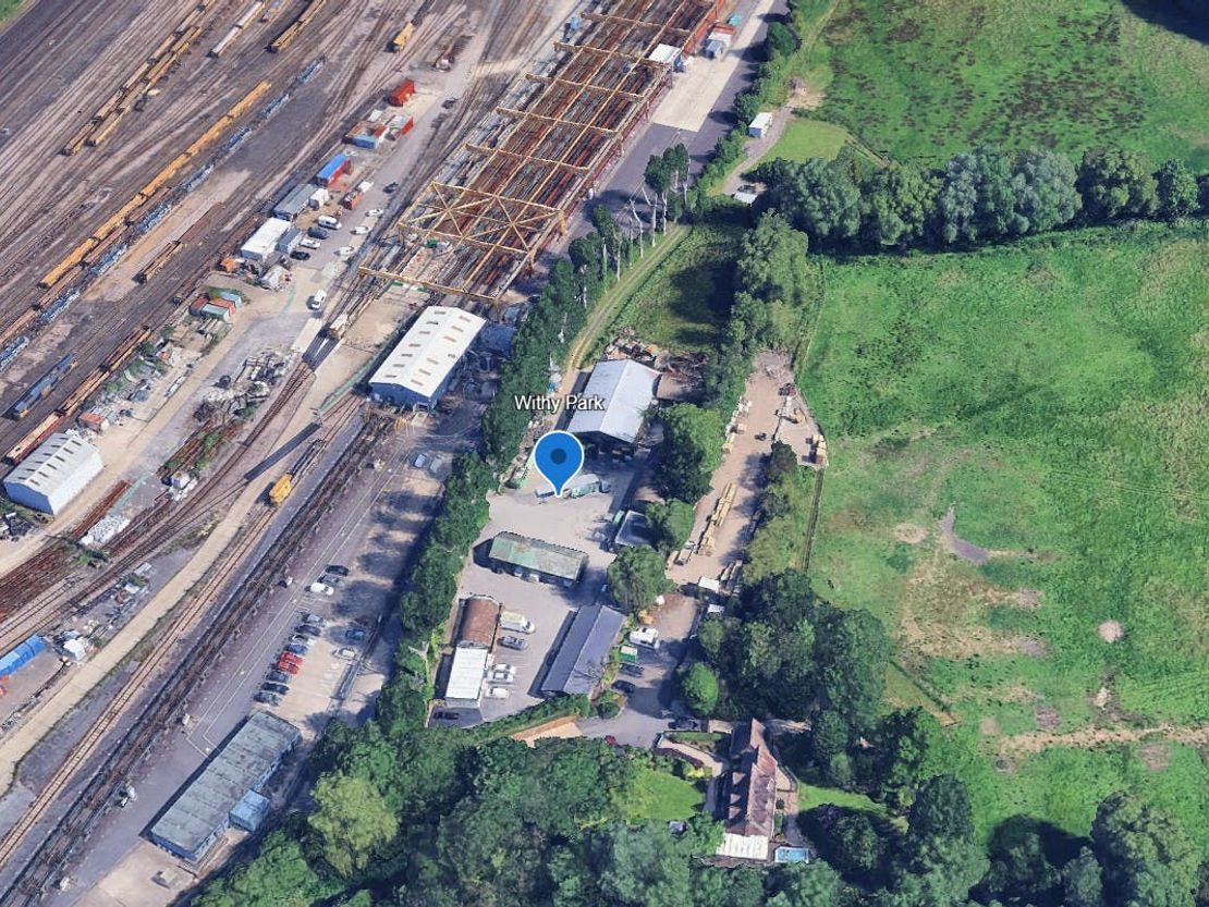 Secure Yard & Buildings At Withy Park, Withy Meadows, Dutton Lane, Eastleigh, SO50 6AB