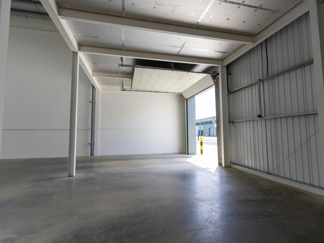 Unit 17 T45, Aire Valley Road, Leeds, LS9 0AA