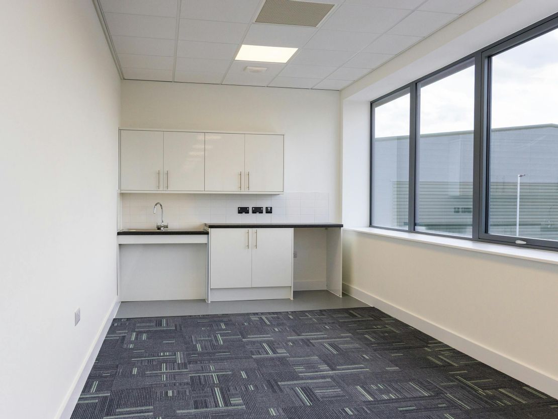 Unit 20 T45, Aire Valley Road, Leeds, LS9 0AA