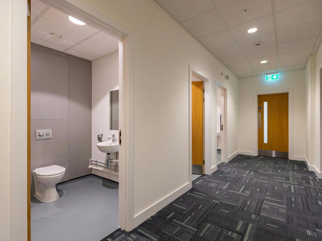 Unit 21 T45, Aire Valley Road, Leeds, LS9 0AA