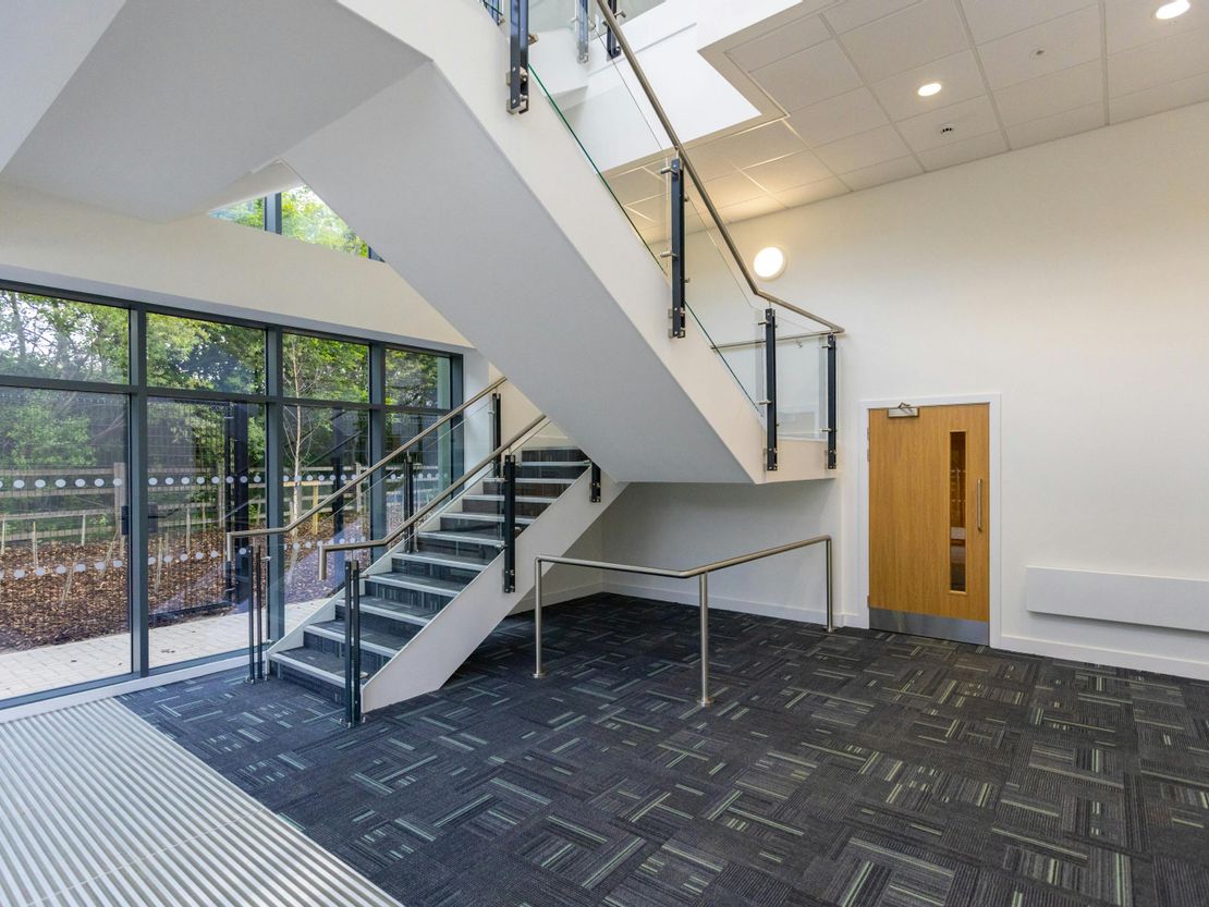 Unit 22 T45, Aire Valley Road, Leeds, LS9 0AA