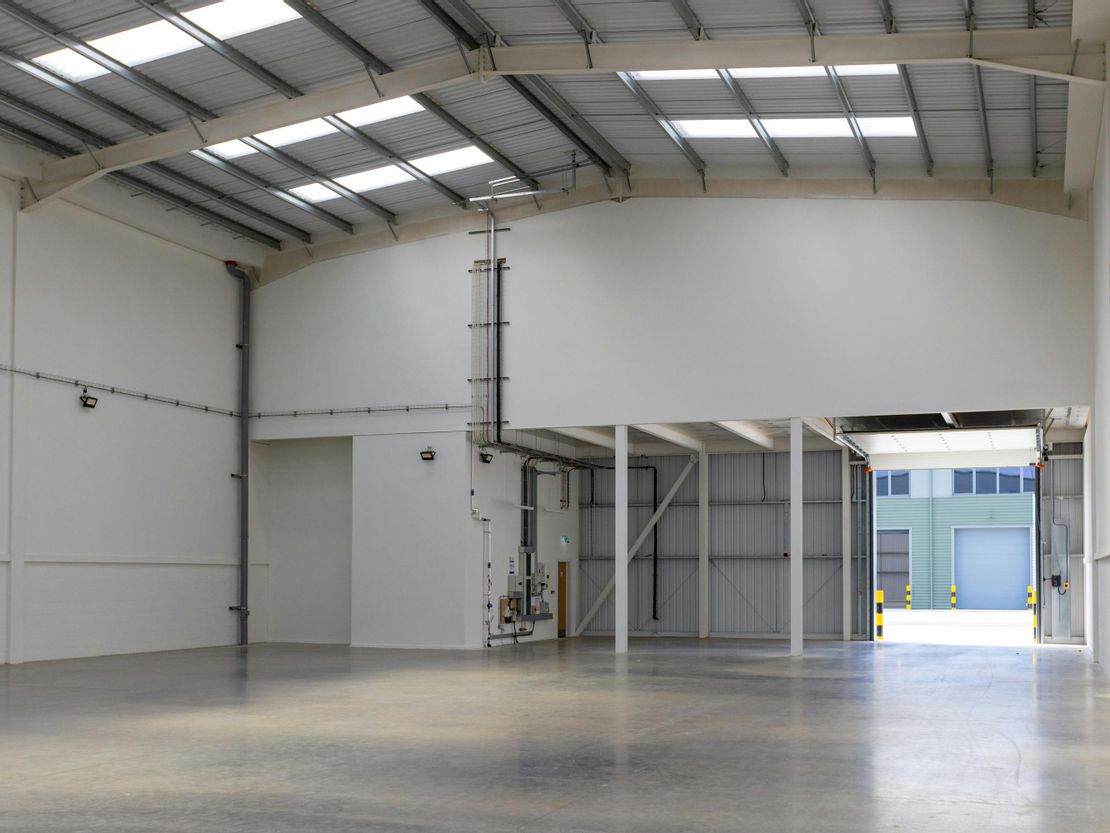 Unit 18 T45, Aire Valley Road, Leeds, LS9 0AA