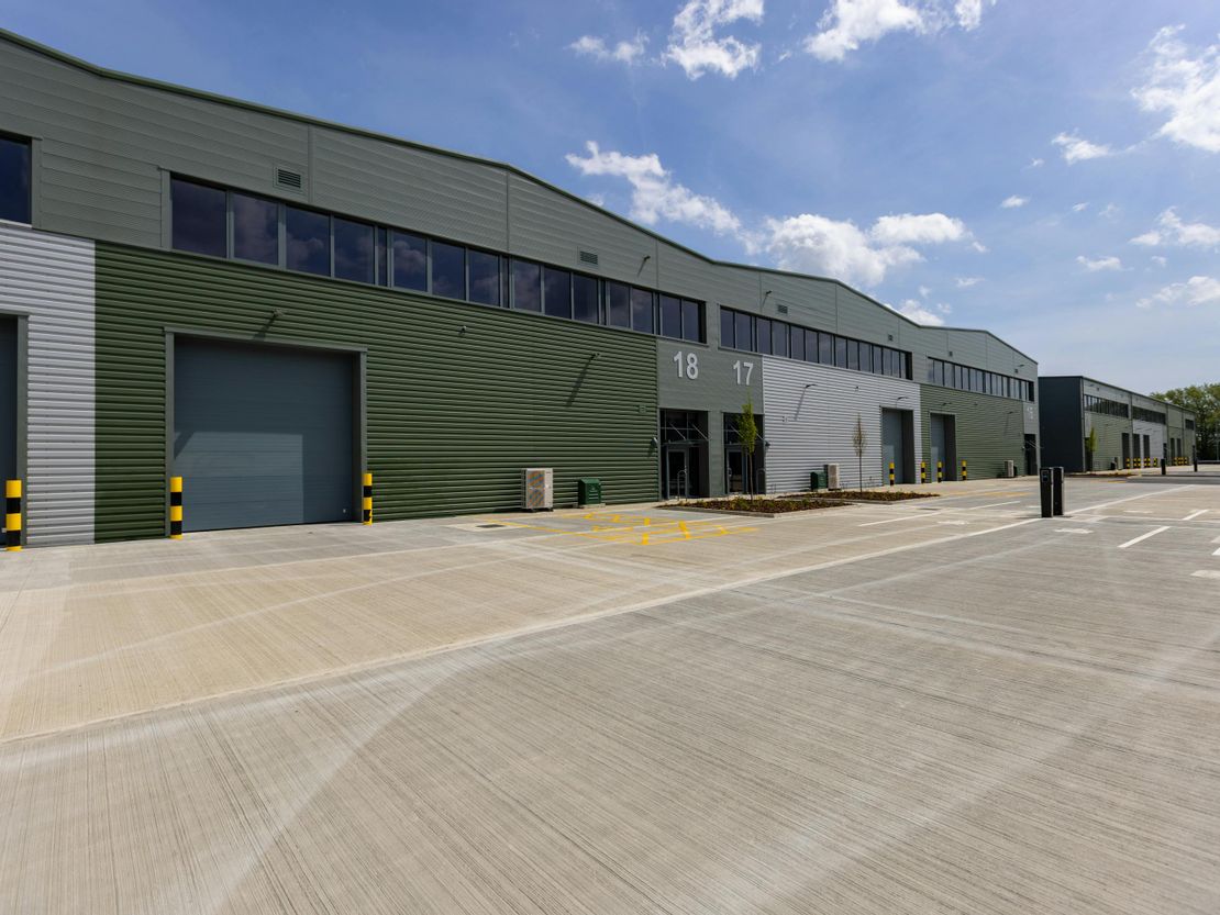 Unit 18 T45, Aire Valley Road, Leeds, LS9 0AA