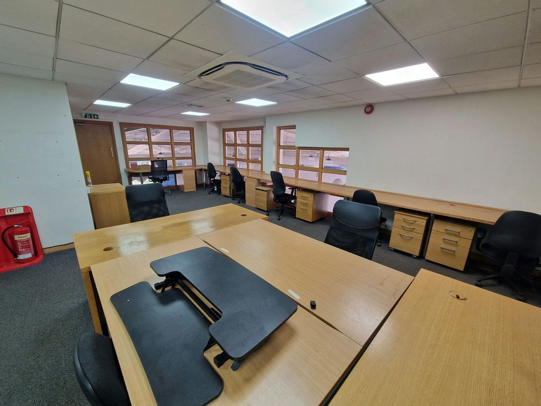 First Floor Offices, Compass Road, Portsmouth, PO6 4SJ