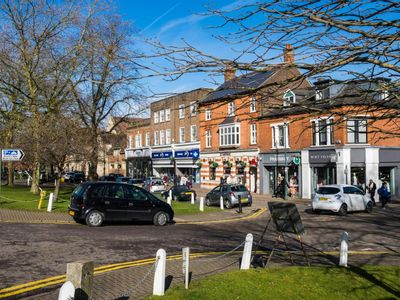 Property Image for 29 & 29A High Street, Harpenden, AL5 2RU