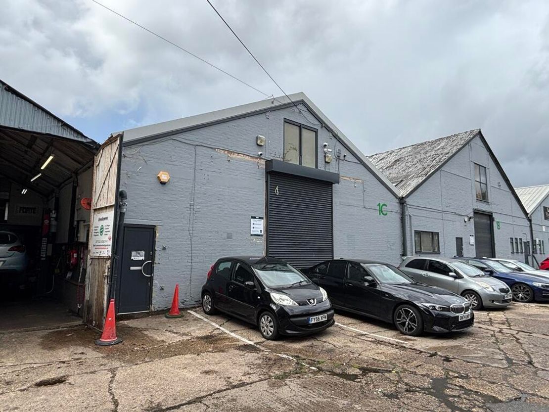 Unit 1C And 2, Abercromby Industrial Estate, Abercromby Avenue, High Wycombe, Buckinghamshire, HP12 3BW