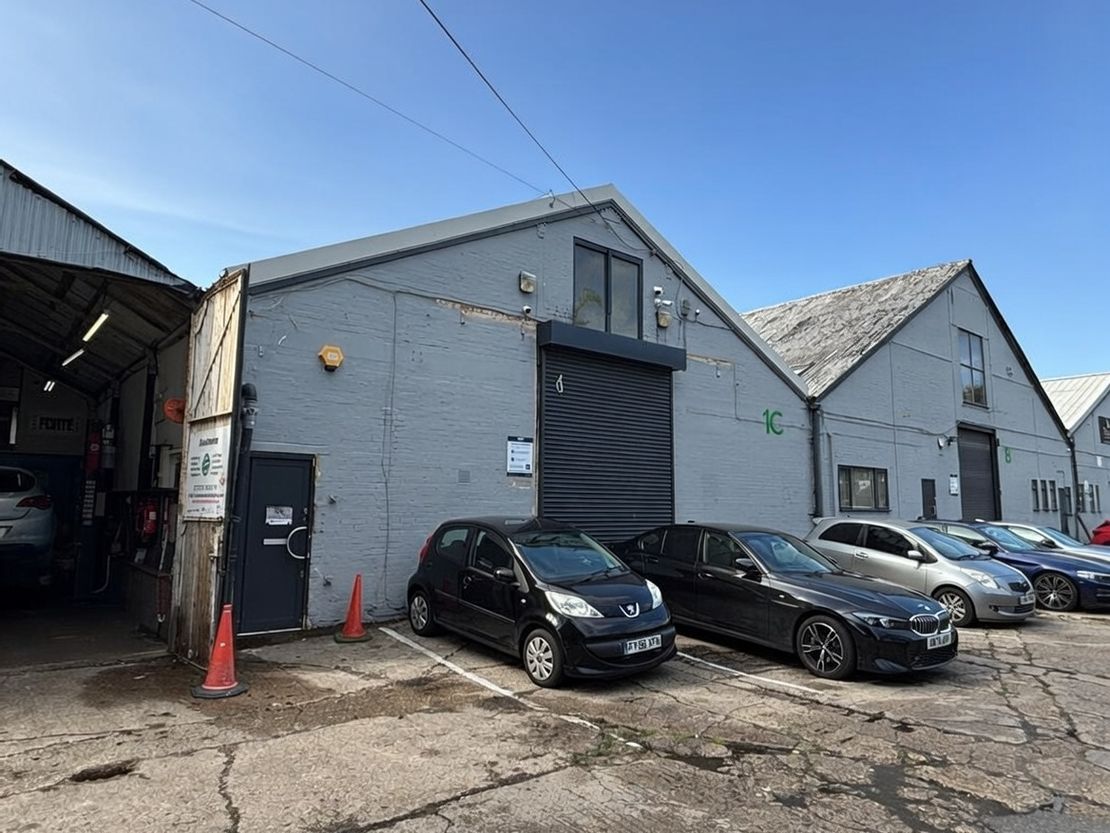 Unit 1c, Abercromby Industrial Estate, Abercromby Avenue, High Wycombe, Buckinghamshire, HP12 3BW