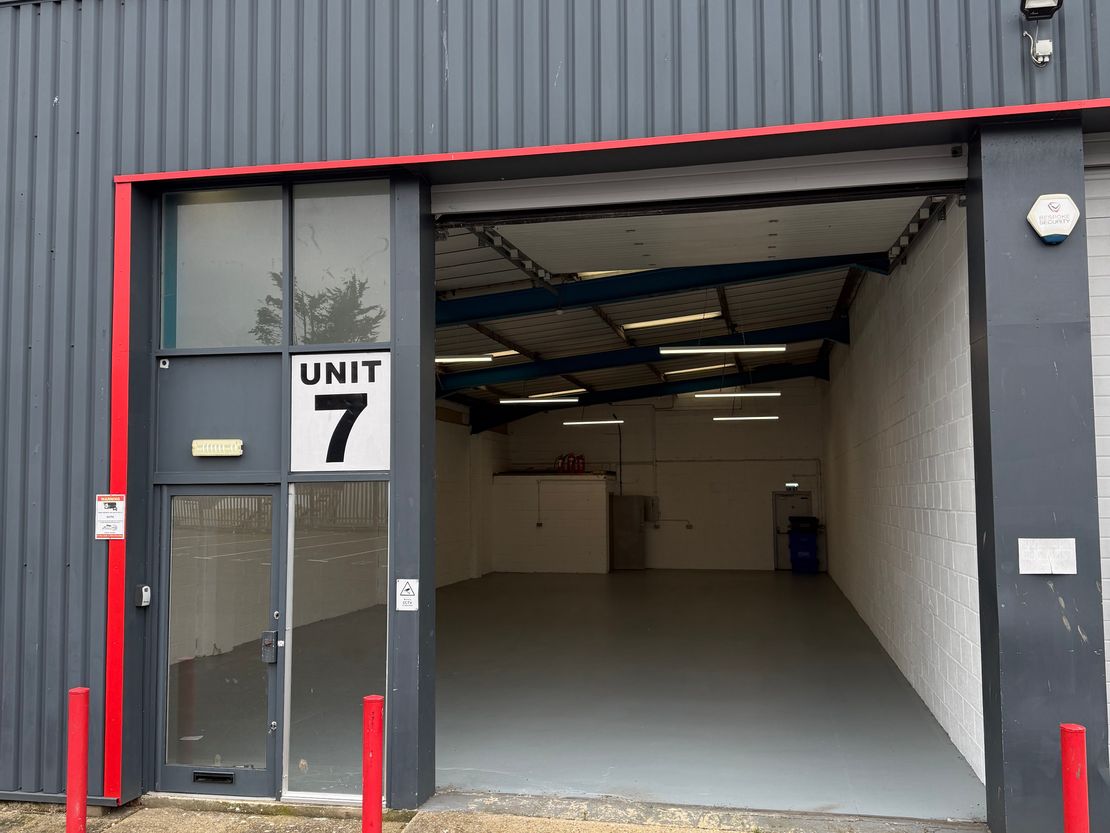 Unit 7 Durban Business Centre, Durban Road, Bognor Regis, PO22 9RX