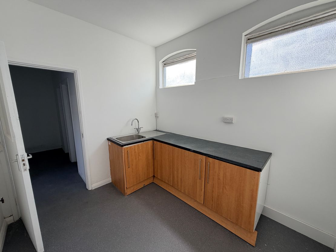 Unit 11A, Britannia Estate, Leagrave Road, Luton, Bedfordshire, LU3 1RJ