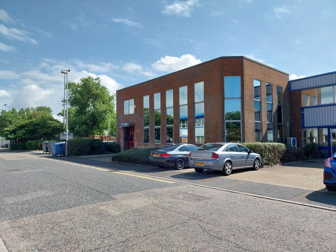 Unit A5, Dolphin Enterprise Centre, Evershed Way, Shoreham-By-Sea, West Sussex, BN43 6NZ