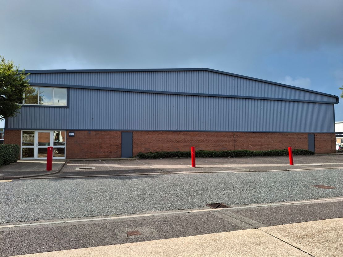 Unit B6, Dolphin Way, Shoreham-By-Sea, West Sussex, BN43 6NZ