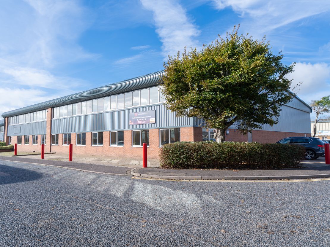 Unit B6, Dolphin Way, Shoreham-By-Sea, West Sussex, BN43 6NZ