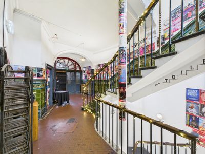 Property Image for 3 Bristo Place, Edinburgh, City Of Edinburgh, EH1 1EY