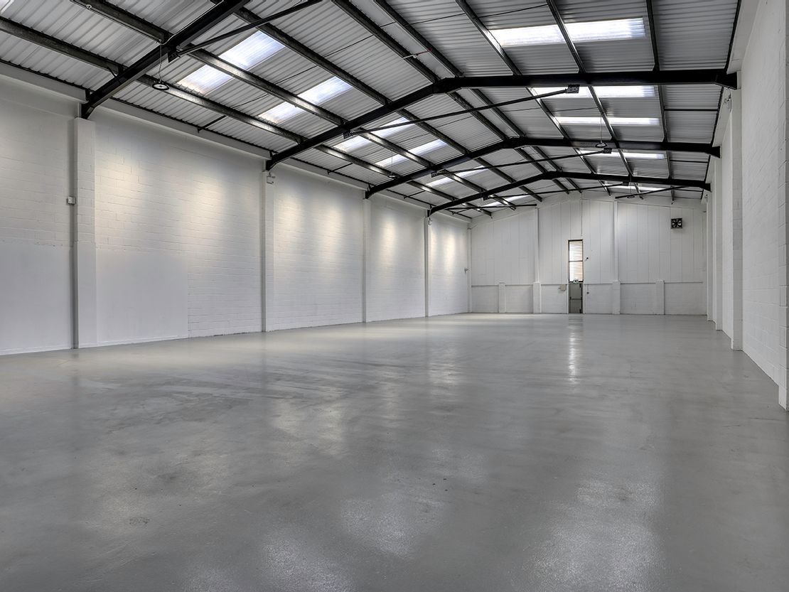 Unit 5 Nimrod Industrial Estate, Nimrod Way, Reading RG2 0EB