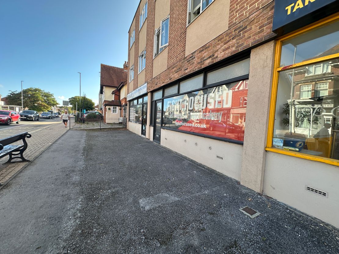 Unit 2 Highcliffe Corner, 401 Lymington Road, Christchurch, Dorset, BH23 5EL