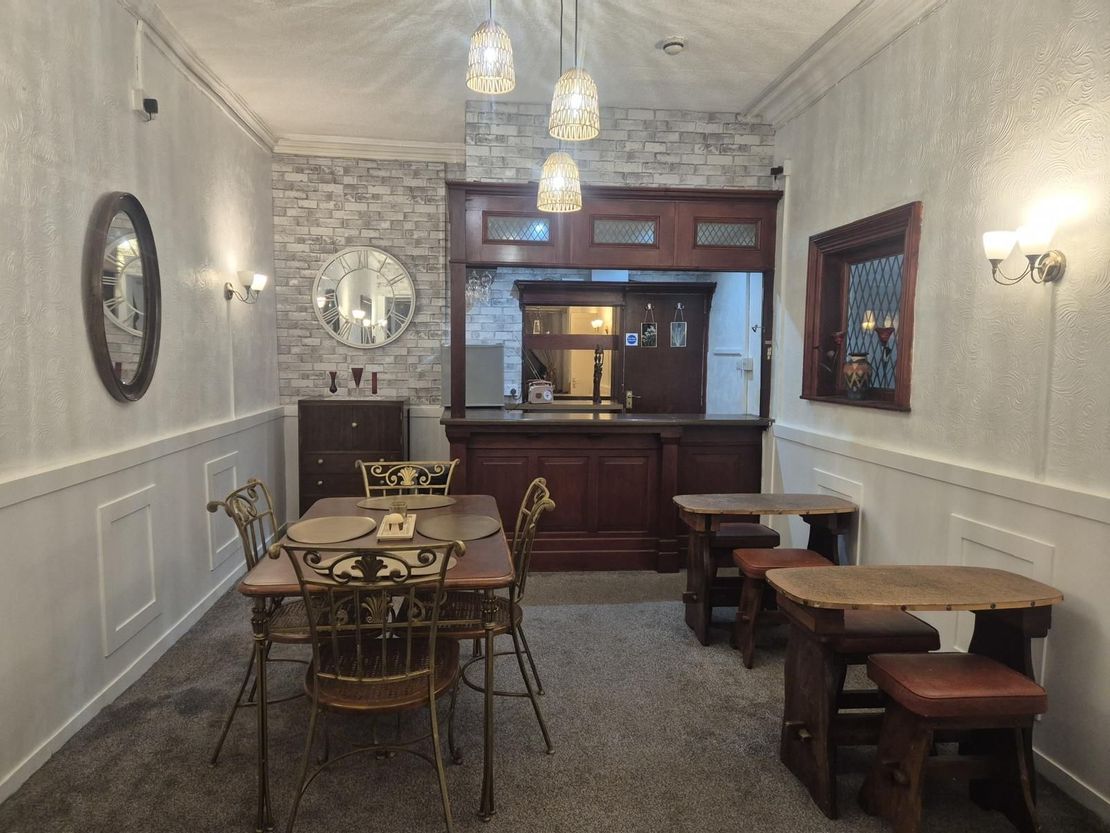 Aindale Hotel, 24 Palatine Road, Blackpool, FY1