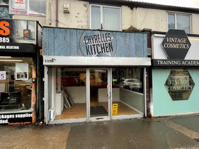 Property Image for 386 Holderness Road, Hull, East Yorkshire, HU9 3DL