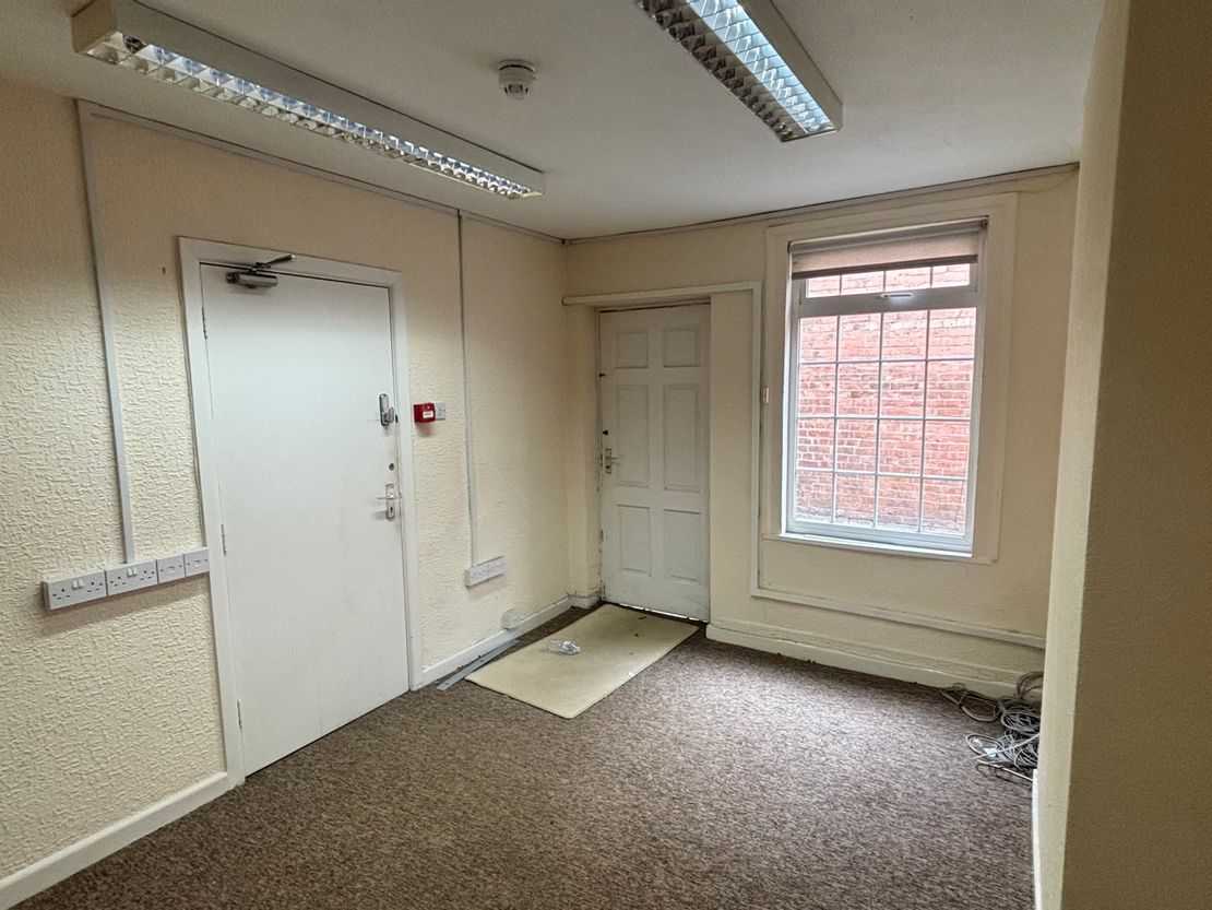 Ground Floor, 44 Holly Walk, Leamington Spa, CV32 4HY