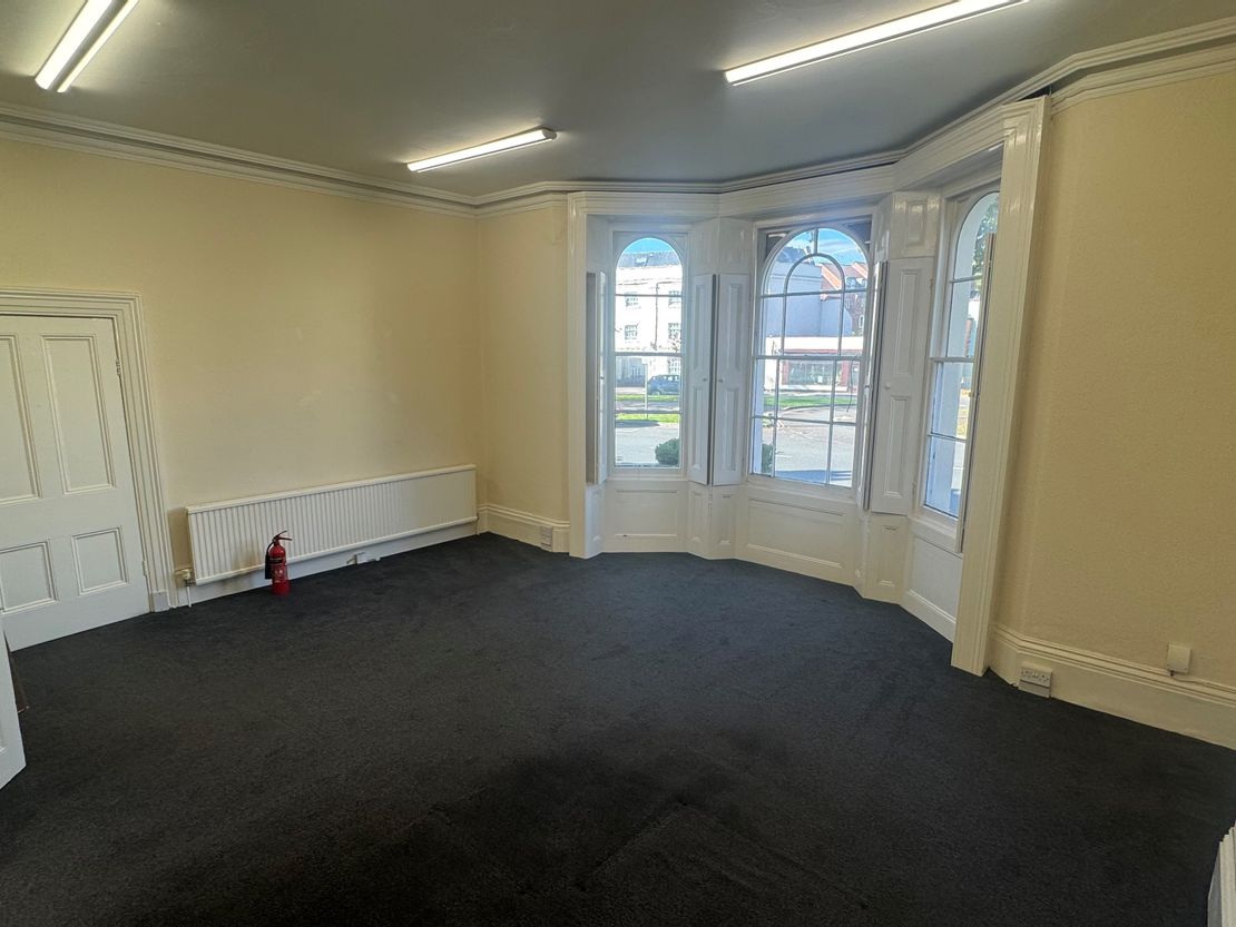 Ground Floor, 44 Holly Walk, Leamington Spa, CV32 4HY