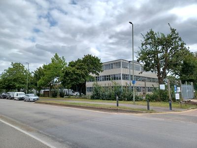 Property Image for Moorfield Road, Slyfield Industrial Estate, Guildford, Surrey, GU1 1RU