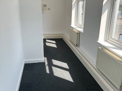 Property Image for Office B, Fairacres Industrial Estate, Windsor, Berkshire, SL4 4LE