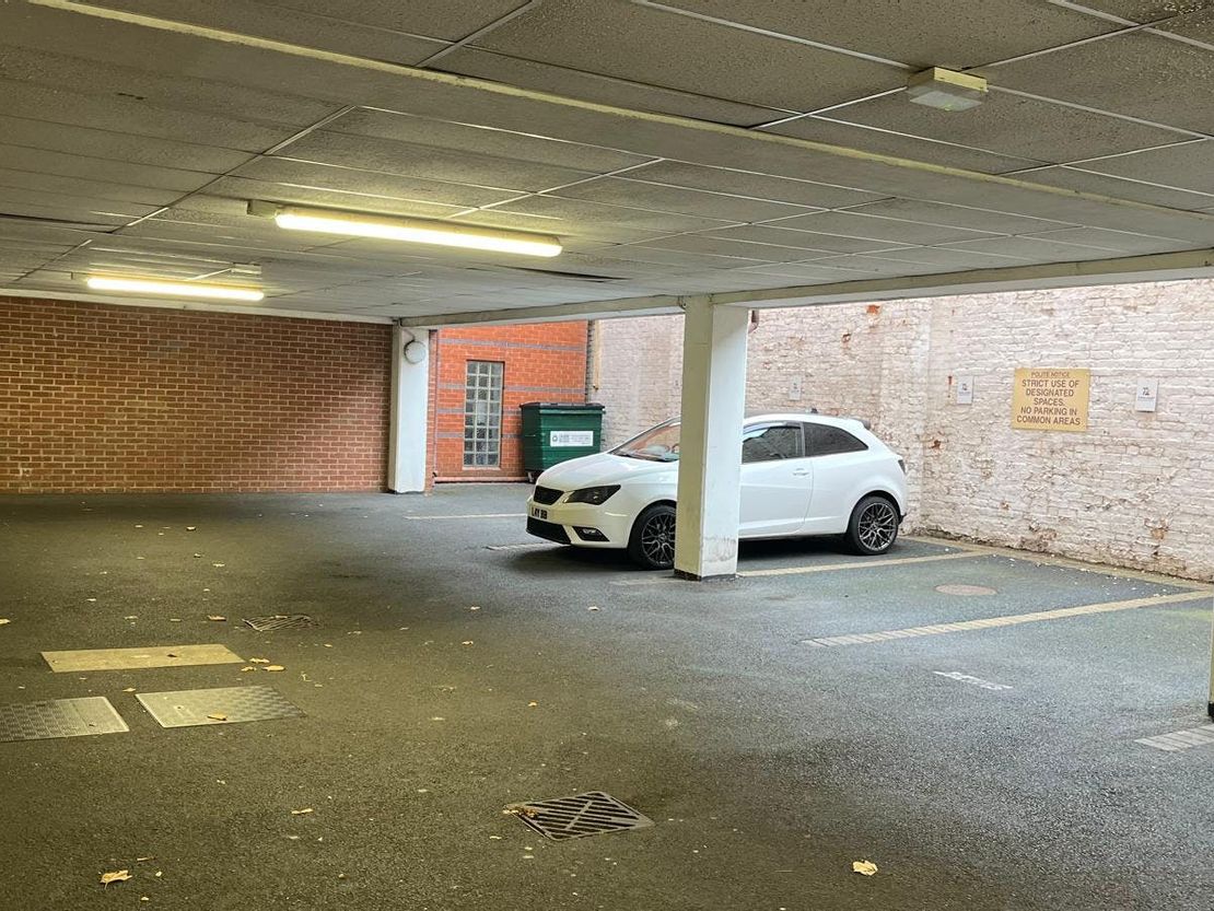 Unit 1 Church Court, 11-12 Cox Street St Paulís Square, Birmingham, B3 1RD