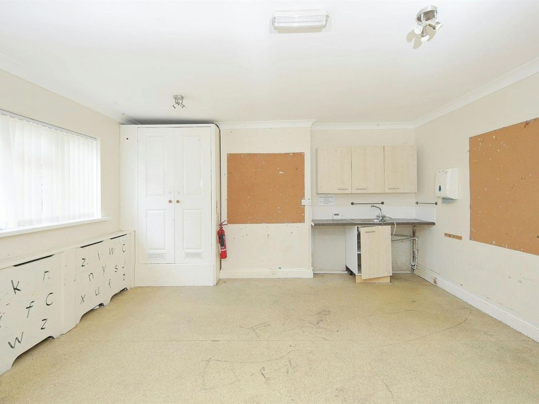 654-656 Kenilworth Road, Balsall Common, Coventry, CV7 7DY