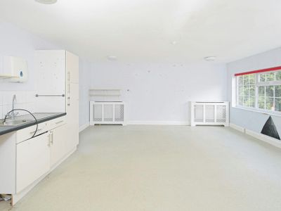 Property Image for 654-656 Kenilworth Road, Balsall Common, Coventry, CV7 7DY
