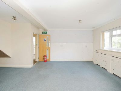 Property Image for 654-656 Kenilworth Road, Balsall Common, Coventry, CV7 7DY