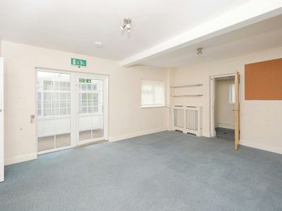 Property Image for 654-656 Kenilworth Road, Balsall Common, Coventry, CV7 7DY
