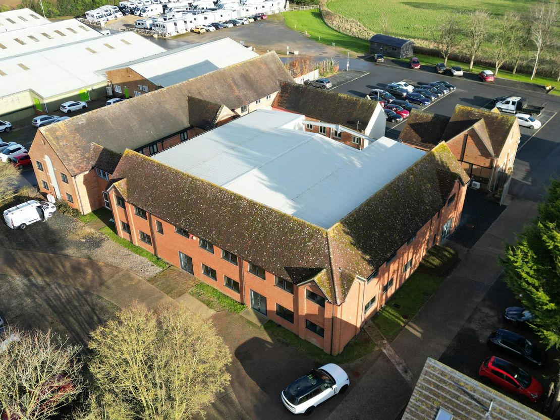 Unit 3, Lauriston Park, Pitchill, Evesham, WR11 8SN