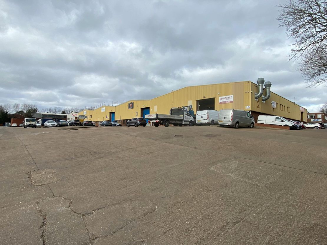 Unit 2 Centrovell Industrial Estate, Caldwell Road, Nuneaton, CV11 4NG