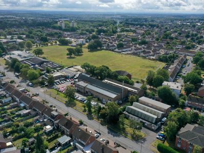 Property Image for 405 Broad Lane, Coventry, CV5 7AX