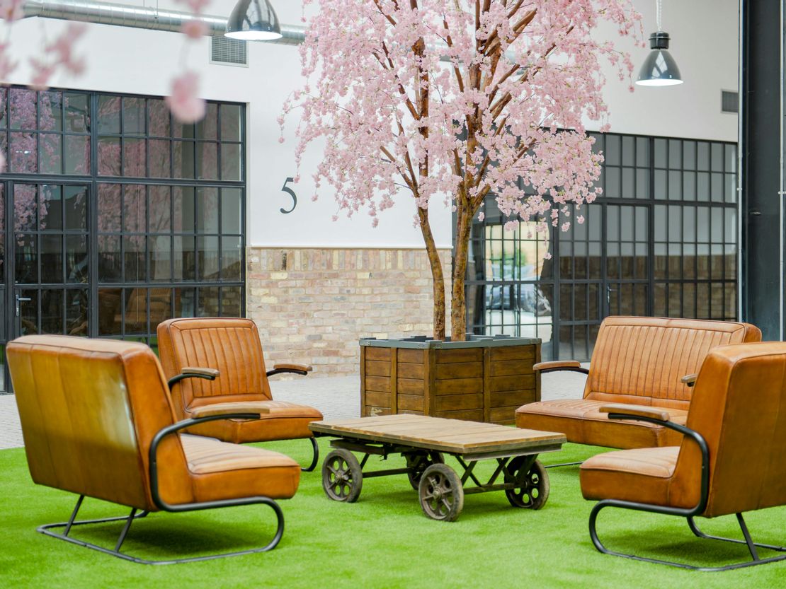 Suite CS1/2 The Cowshed, Wawensmere Road, Wootton Wawen, Henley-In-Arden, B95 6BP