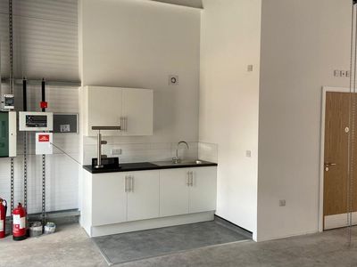 Property Image for Unit 10, Albion Enterprise Park, Endemere Road, Coventry, CV6 5PY