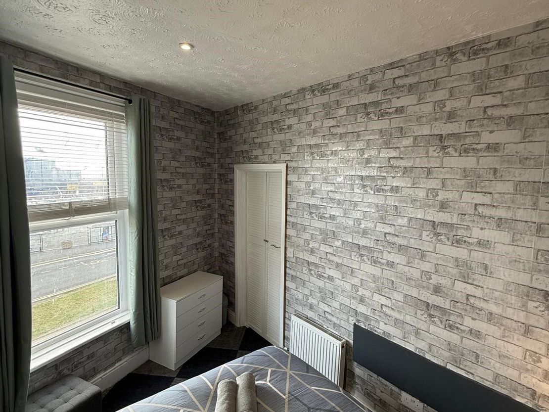 Almar Holiday Apartments, 48 Central Drive, Blackpool, FY1