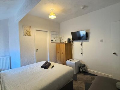 Property Image for Leatham Park Hotel, 21 Tyldesley Road, Blackpool, FY1