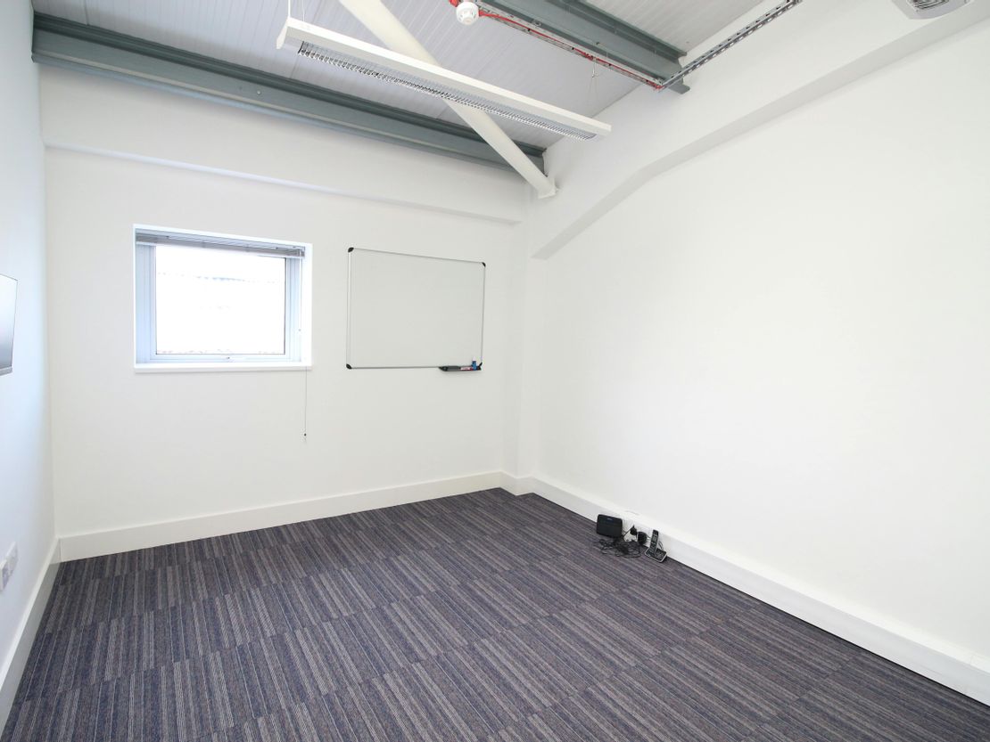 Unit 7 Newton Business Park, 26-28 Standard Road, Park Royal, NW10 6EU
