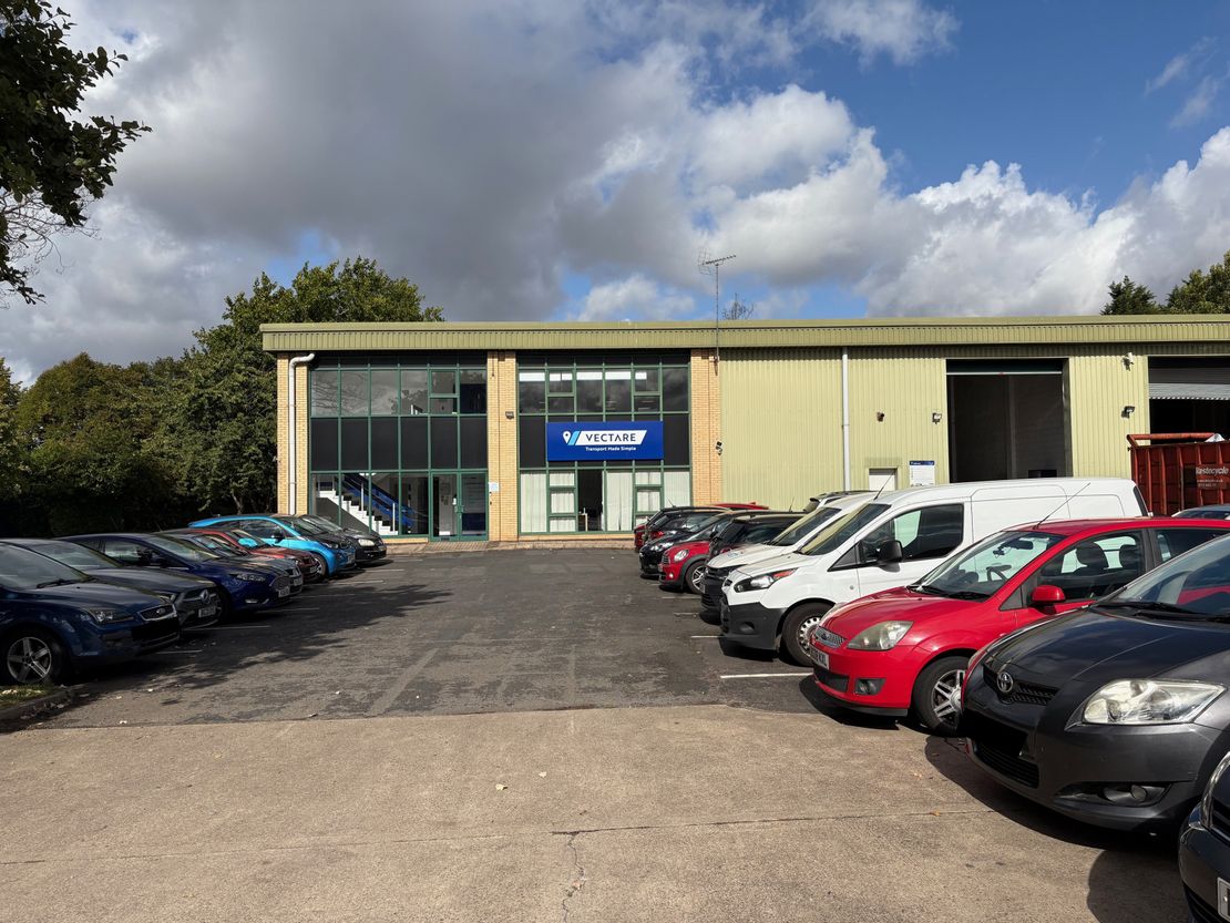 21 Jubilee Drive, Loughborough, Leicestershire, LE11 5XS